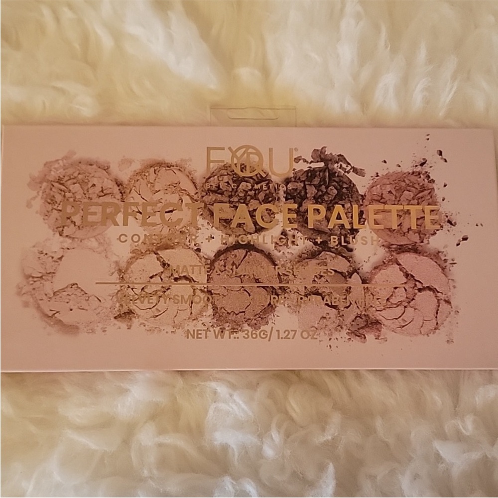 For You Perfect Face Palette.